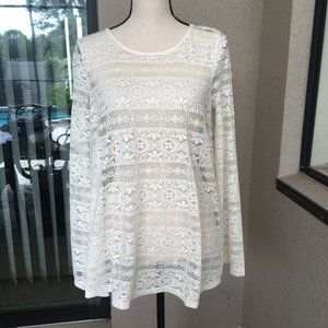 NWOT  Bellezza Boutique Cream Lace Long Sleeve Top